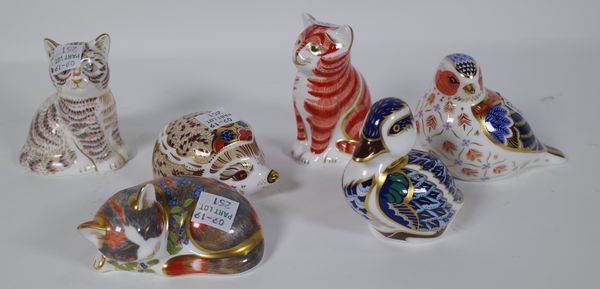 Six Royal Crown Derby Imari paperweights including a duckling, cat, hedgehog, cat, chaffinch and cat, all boxed, (6). CAB