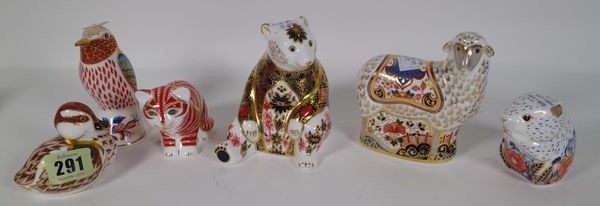 Six Royal Crown Derby Imari paperweights including a duckling, mouse, cat, hummingbird, bear, sheep, all boxed, (6). CAB