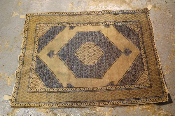 A Hamadan rug, 183cm x 132cm.