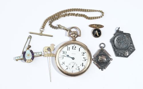 A gentleman's gilt metal cased, keyless wind, openfaced pocket watch, the jewelled lever movement detailed, E Howard Watch Co Boston U.S.A, Series 0,
