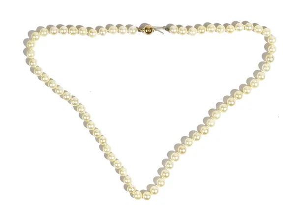 A single row necklace fo uniform cultured pearls, on a gold clasp, detailed 750, length including clasp 44cm.