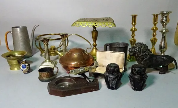 Metalware collectables including; brass candlesticks, copper kettle, pewter tankards and sundry.