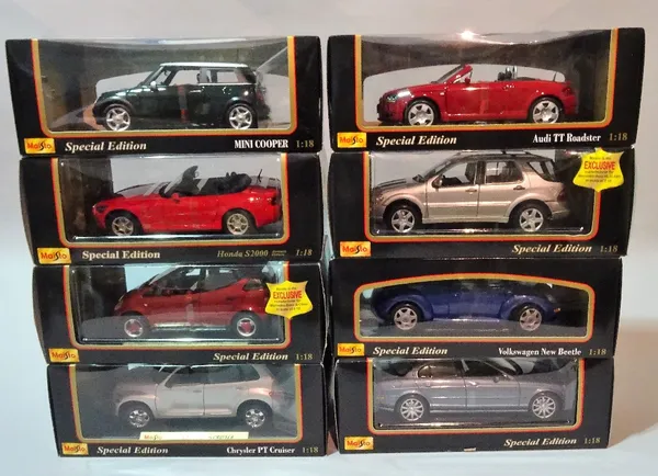 'MAISTO',  a group of eight boxed models of vehicles. (8)