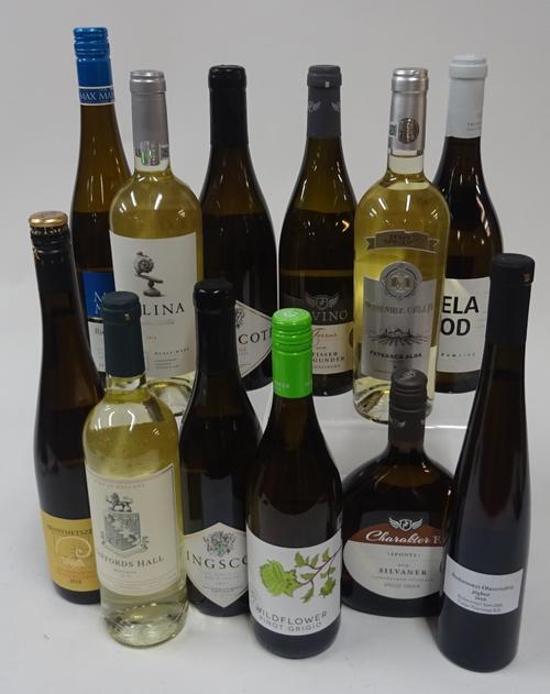Box 151 - European White Wine  Giffords Hall Bacchus UK 2019  Kingscote The Bacchus UK 2017  Kingscote Fat Fumé UK 2017  Charakter F Sponti Silvaner G