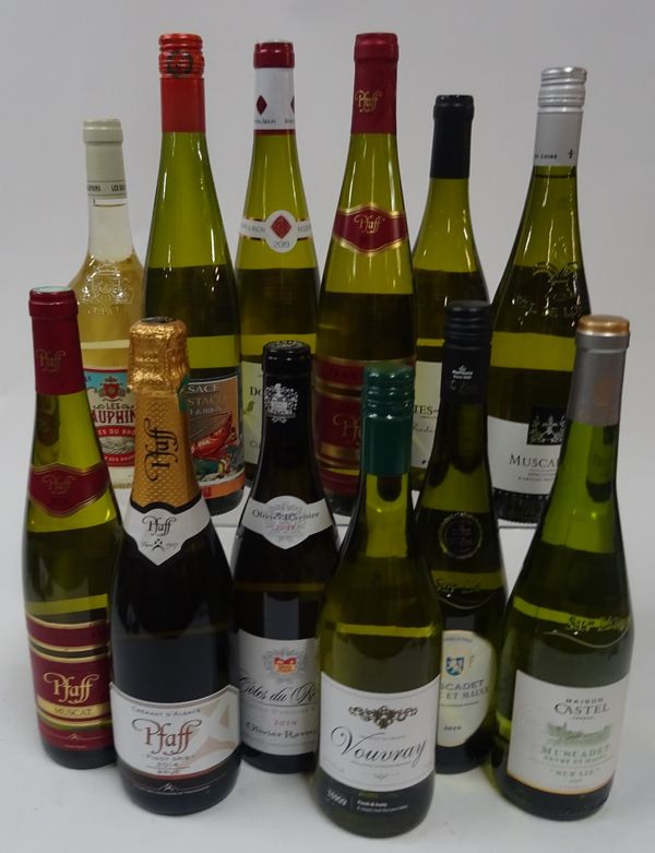 Box 199 - French White Wine  Pfaff Muscat Alsace 2019  Pfaff Sylvaner Alsace 2019  Les Dauphins Cote du Rhone 2019  Crustaces Alsace 2019  Renée Dopff