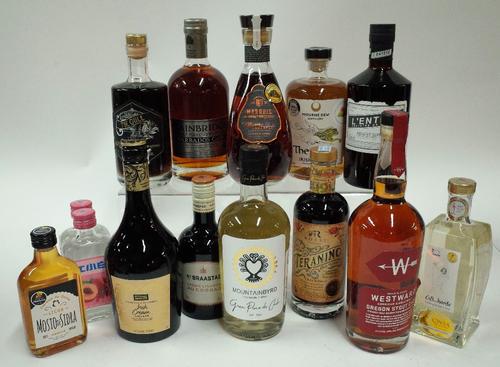 Box 29 - Mixed Spirits   Westward Oregon Stout Whisky   Niche Drinks Irish Cream Liqueur   The Gull Cold Brew Whisky Liqueur   L'Entete Absinthe   Bat