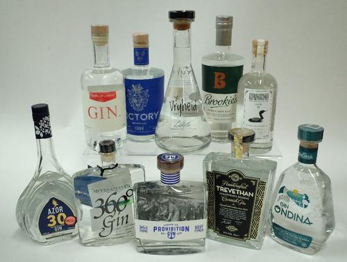 Box 40 - Gin (10 Bottles)   Azor Gin  Himbrini Winterbird Gin  Navy Strength Prohibition Gin  Meereszeiten 360 Gin  Ondina Gin  Drops of Juniper Gin