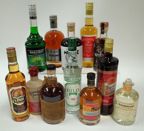 Box 43 - Mixed Spirits   Bardinet Creme de Menthe   Bainbridge Wheat Whisky   Moose Alpine Spirit   Atlungstad Aquavit   Wyrd Moscatel Gin   Linie Aqu