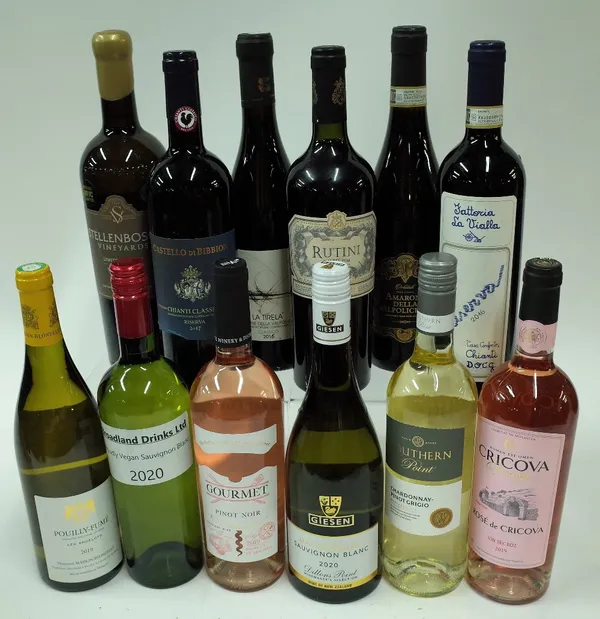 Box 81 - Wine   Les Angelots Pouilly-Fumé  Southern Point Chardonnay-Pinto Grigio   Broadland Drinks Sauvignon Blanc 2020  Dillons Point Sauvignon Bla