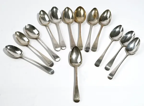 Thirteen sliver Old English pattern dessert spoons, various makers and dates, combined weight 419gms (13).