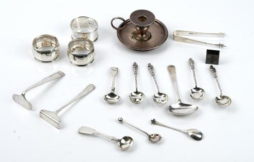 Silver, comprising; four apostle coffee spoons with spiral stems to the handles, Birmingham 1896, two fiddle pattern salt spoons, two further condimen