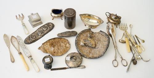 Four silver Old English pattern teaspoons, probably London 1818, five nail top coffee spoons, Sheffield 1938, thirty-eight further silver spoons, comb