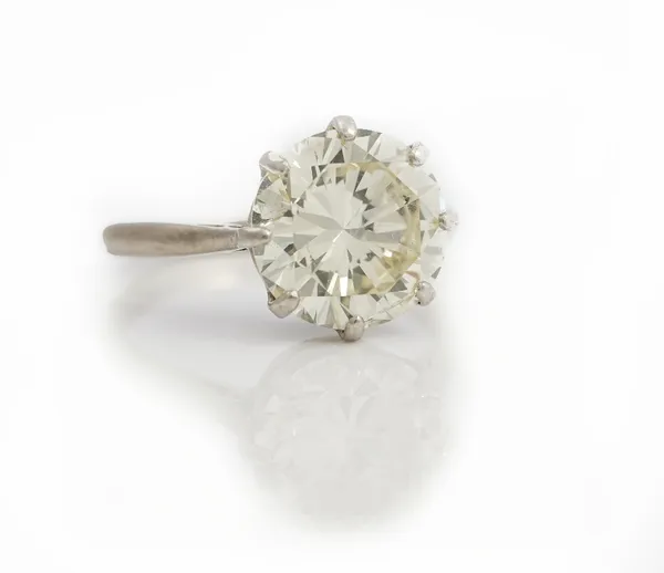 A single stone diamond ring, the brilliant cut diamond measuring 10.38mm x 10.44mm x 6.15mm approximately, total approximate diamond weight 4.05ct, ei