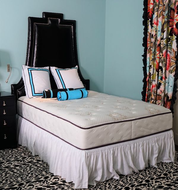 A Queen size Beautyrest double bed, with faux python glossy black headboard, 160cm wide x 220cm high, with a Beautyrest mattress.