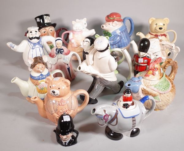 A quantity of 20th century novelty teapots, mostly formed as teddy bears, the largest 25cm high, (qty). S5T