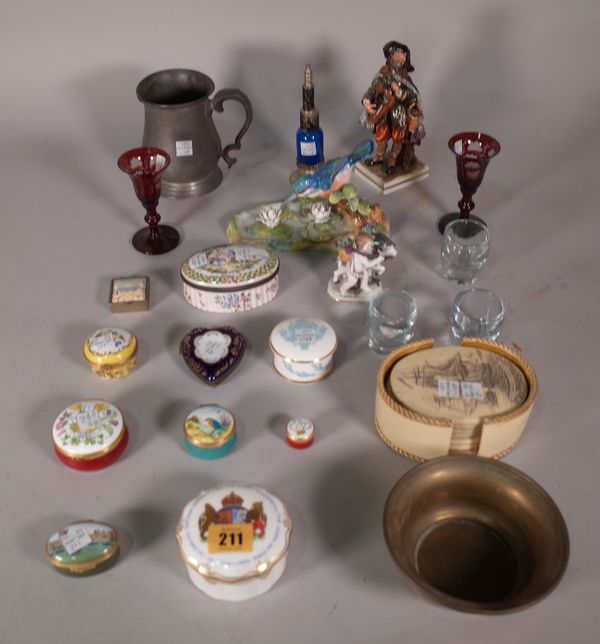 Collectables, including; a quantity of 20th century ceramic trinklet boxes, a Crown Staffordshire figure of a hummingbird, glasses and sundry, (qty).