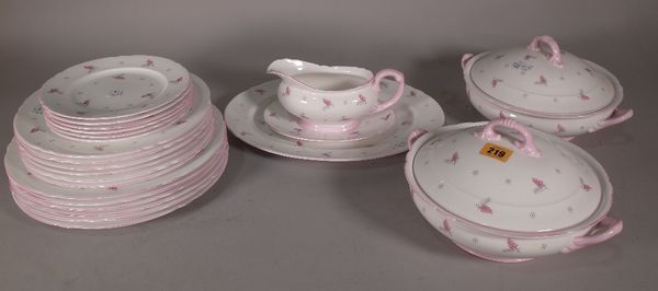 A Shelley porcealin six piece service, decorated with pink flowers, (qty). S1T