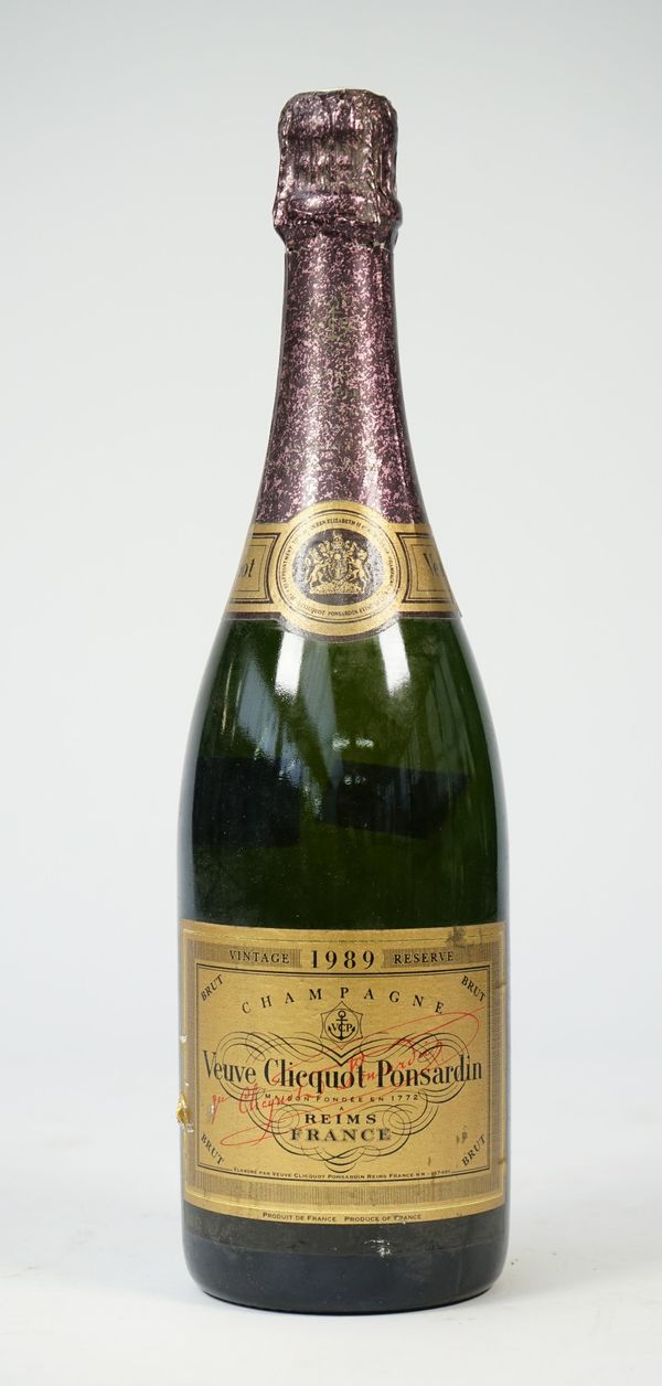 One bottle 1989 Veuve Clicquot Ponsardin vintage champagne.