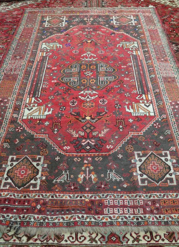 A Shiraz rug, Persian, 250cm x 166cm.  B5