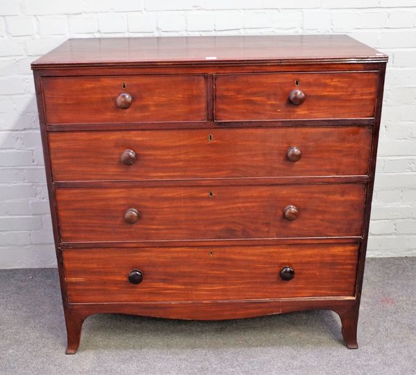 A George III mahogany chest of two short and three long graduated drawers, on splayed bracket feet, 106cm wide x 105cm high.