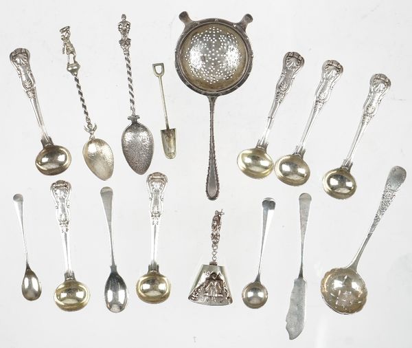 Silver, comprising; a set of six double struck King's pattern salt spoons, London 1833, a sugar sifting spoon, London 1903, a mustard spoon, a butter