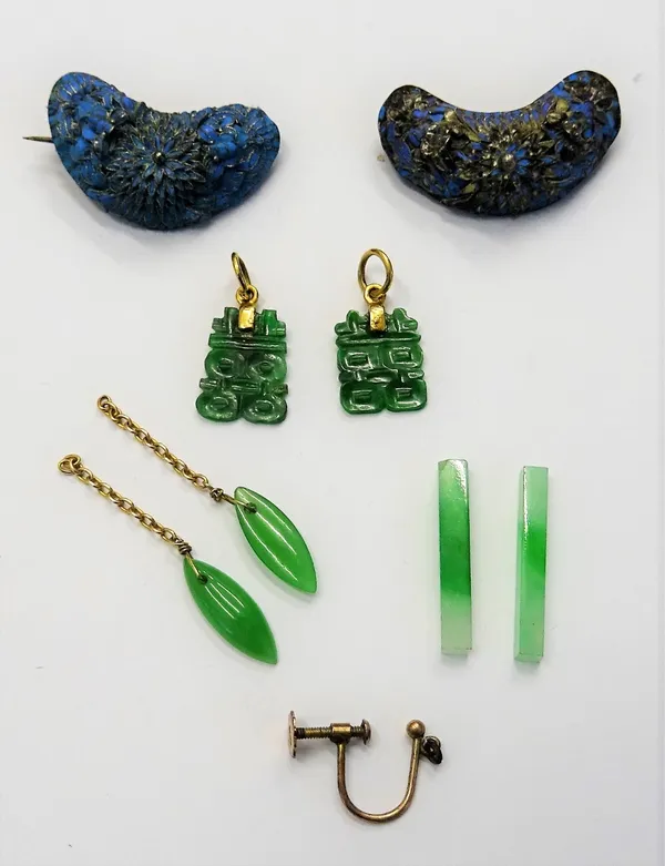 A pair of carved jade pendant drops, the tops detailed 585, two jade batons, two jade marquise shaped drops, one gold earring screw fitting, detailed
