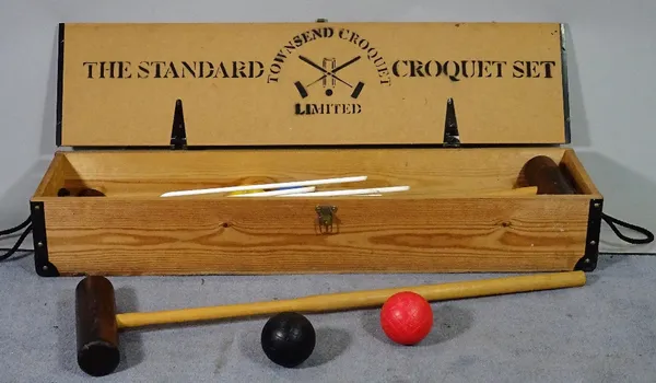 Townsend Croquet; a 20th century cased croquet set, 108cm wide x 17cm high. B4