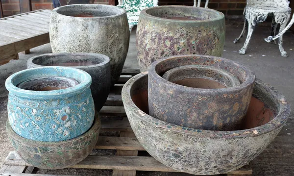 A quantity of modern garden pots of various sizes, the largest being 47cm diameter x 46cm high (12).