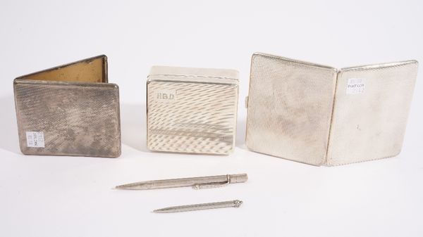 Silver and silver mounted wares, comprising; a rectangular table cigarette box, wooden lined within, Birmingham 1929, two rectangular cigarette cases,