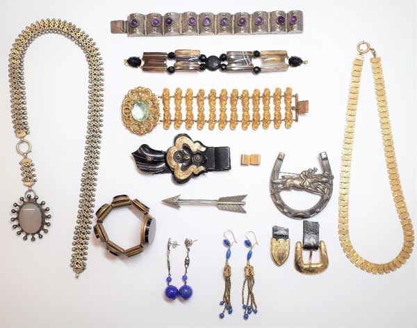 A group of Victorian and later jewellery, comprising; a collar necklace with a grey agate oval drop, an amethyst quartz bracelet, on a snap clasp, det