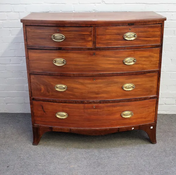 A George III mahogany bowfront chest of two short and three long graduated drawers, on splayed bracket feet, 116cm wide x 116cm high.