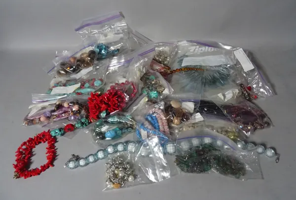 A quantity of mostly 20th century costume jewellery, (qty).