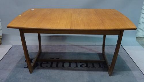 G-Plan, a 20th century teak extending dining table, with shaped supports united by a stretcher, 136cm long x 96cm wide.