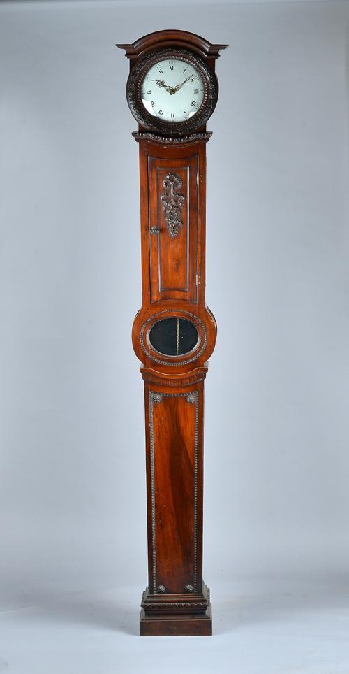 An unusual Late Louis XVI provincial mahogany thirty-hour RegulatorLate 18th / early 19th CenturyWith an arched pediment above convex glass and berrie