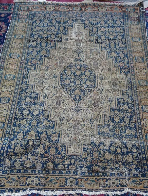 A Senneh rug, Persian, 142cm x 108cm.