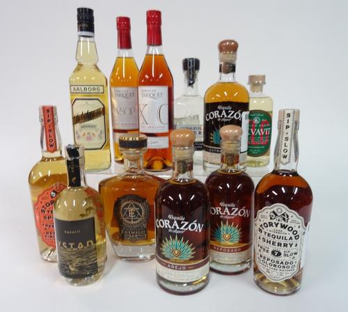 Box 17 - Mixed Spirits Storywood cask strength Tequila Storywood cask strength Tequila Corazon anejo Tequila Elg akvavit Ystad akvavit Corazon extra a