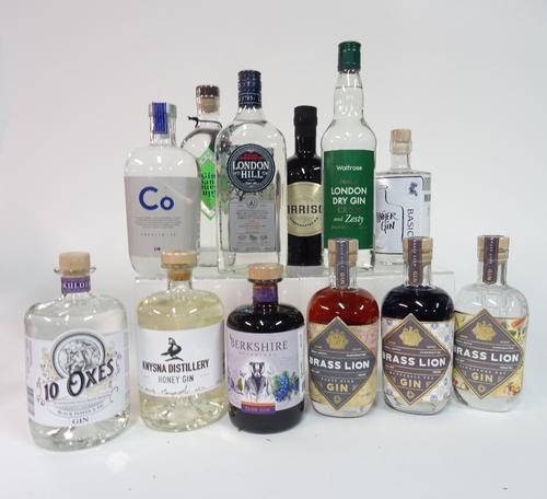 Box 75 - GinCobalto-17 GinSquare Mountains GinLondon Hill GinHarrison GinWaitrose GinBrass Lion GinBrass Lion Butterfly Pea GinBrasslion Pahic Pink Gi