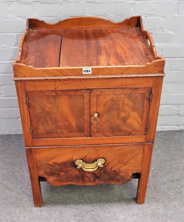 A mid-18th century mahogany tray top commode with a pair of doors over pull out, 55cm wide x 77cm high.