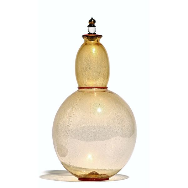 Yoichi Ohira; glass flask and stopper, etched to the base 'D' Majo murano Y. Ohira 1995, 6182', with certificate of authenticity, 29.5cm high.