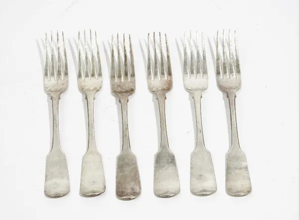 Three Irish silver fiddle pattern table forks, Dublin 1827 and three Irish silver fiddle pattern table forks, Dublin 1822, combined weight 438 gms, (6