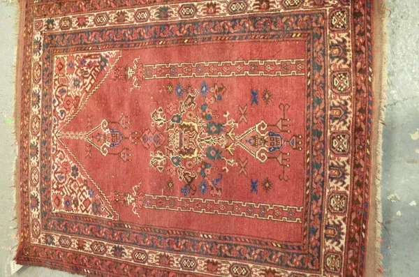 A Beshir prayer rug, 124cm x 100cm