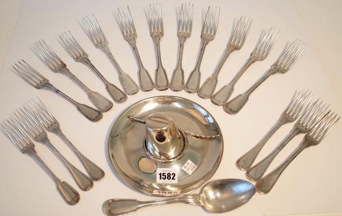 A Mexican model of a sombrero, diameter 18cm, detailed Hecho en Mexico 925, weight 216 gms, a silver rectangular mount from a photograph frame,...