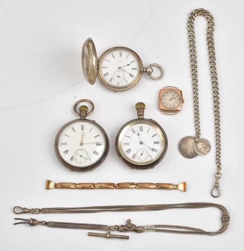 A 9ct gold cushion shape cased lady's wristwatch, the unsigned silvered dial with black Arabic numerals, (Glasgow import hallmark date letter...