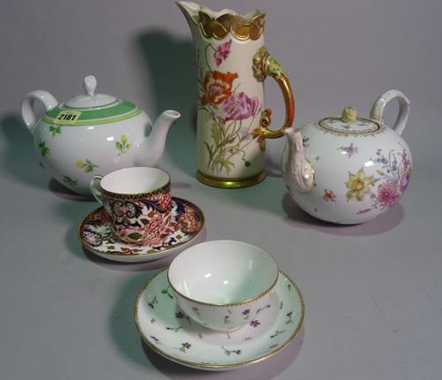 English & Continental 19th / 20th century ceramics, comprising; Royal Worcester jug, Dresden teapot and cover, Paris tea bowl and saucer, Crown Derby...