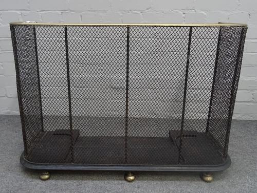 A Victorian mesh nursery fender, with brass top rail, 88cm wide x 31cm deep x 62cm high.