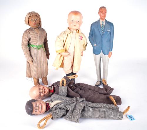 A SIMILAR PAIR OF MID CENTURY AMERICAN NOVELTY POLITICAL FIGURES (4)