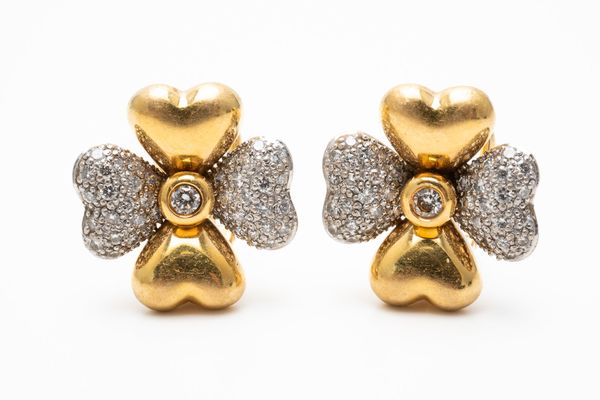 A PAIR OF FLORAL DIAMOND EARRINGS