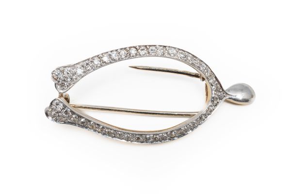 A DIAMOND WISHBONE BROOCH