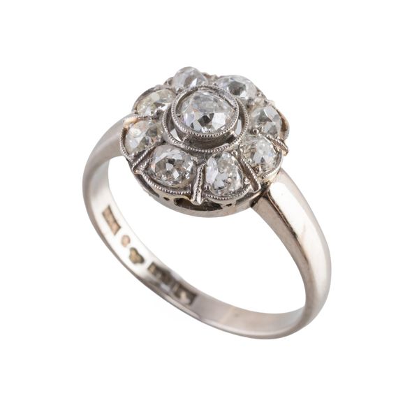 AN OLD CUT DIAMOND CLUSTER RING