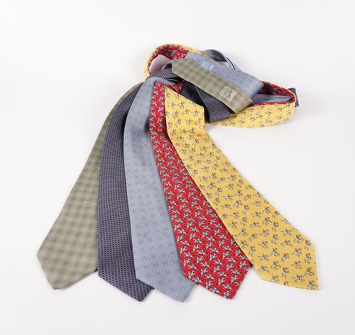 A COLLECTION OF FIVE HERMES SILK TIES AND OTHER DESIGNER TIES (21)